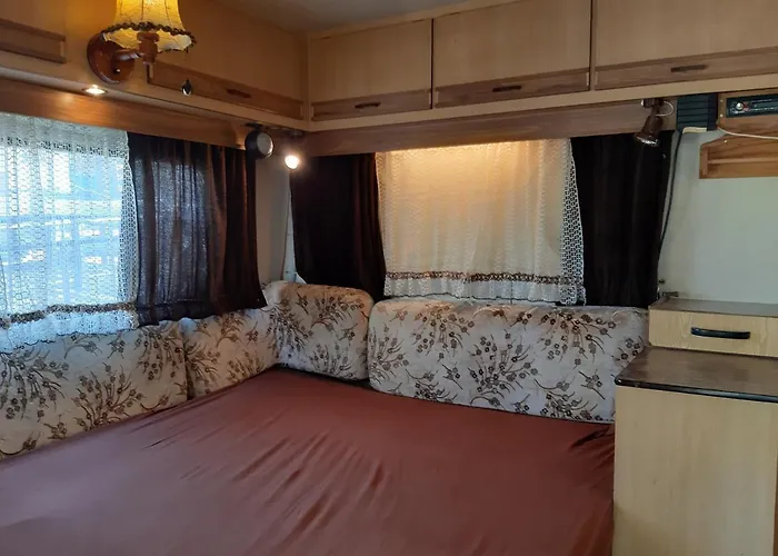 Country Rooms Near Athens - Airport
